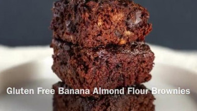 Deliciously Healthy  Banana Almond Flour Brownies Recipe!