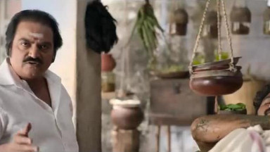 Vadakkupatti Ramasamy Official Trailer - Santhanam, Megha Akash - Karthik Yogi