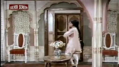 noor jehan yeh ghar mera gulshan hai, baharo phool barsaoo flv