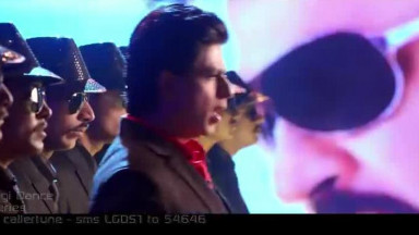 Lungi Dance Chennai Express  New Video Feat  Honey Singh, Shahrukh Khan, Deepika (480p)