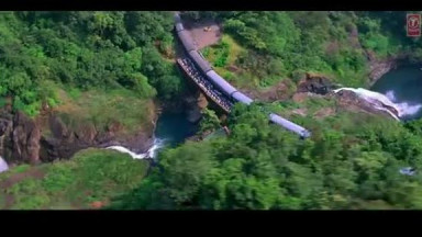 Chennai Express Trailer' (Official)   ShahRukh Khan, Deepika Padukone