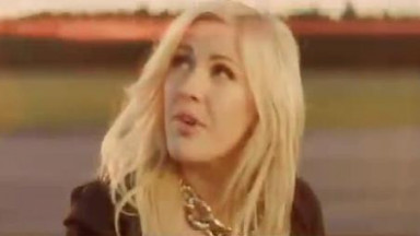 Ellie Goulding   Burn (Official Video)