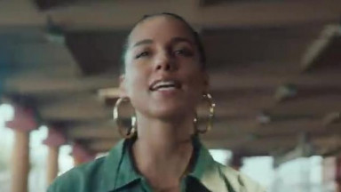 Alicia Keys   Underdog (Official Video)