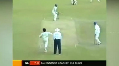 Mohammad Asif Amazing Swing Bowling �� Against Sri Lanka   SL vs PAK 2nd Test at Kandy 2006 (480p)