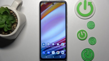 How to Add Magnification on Motorola Moto G60